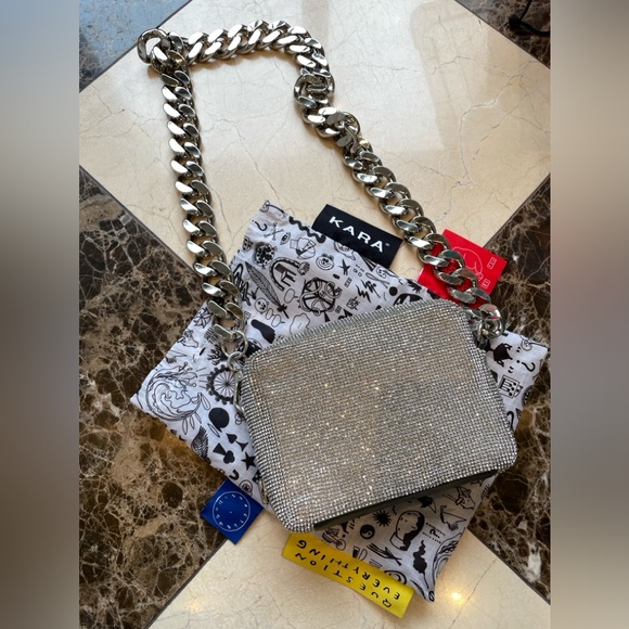 KARA Crystal mesh chain camera bag - Picture 7 of 13